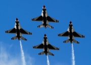 开云官网-抢七之夜，神祇降临，当克瓦拉茨赫利亚在断弦上奏出绝响