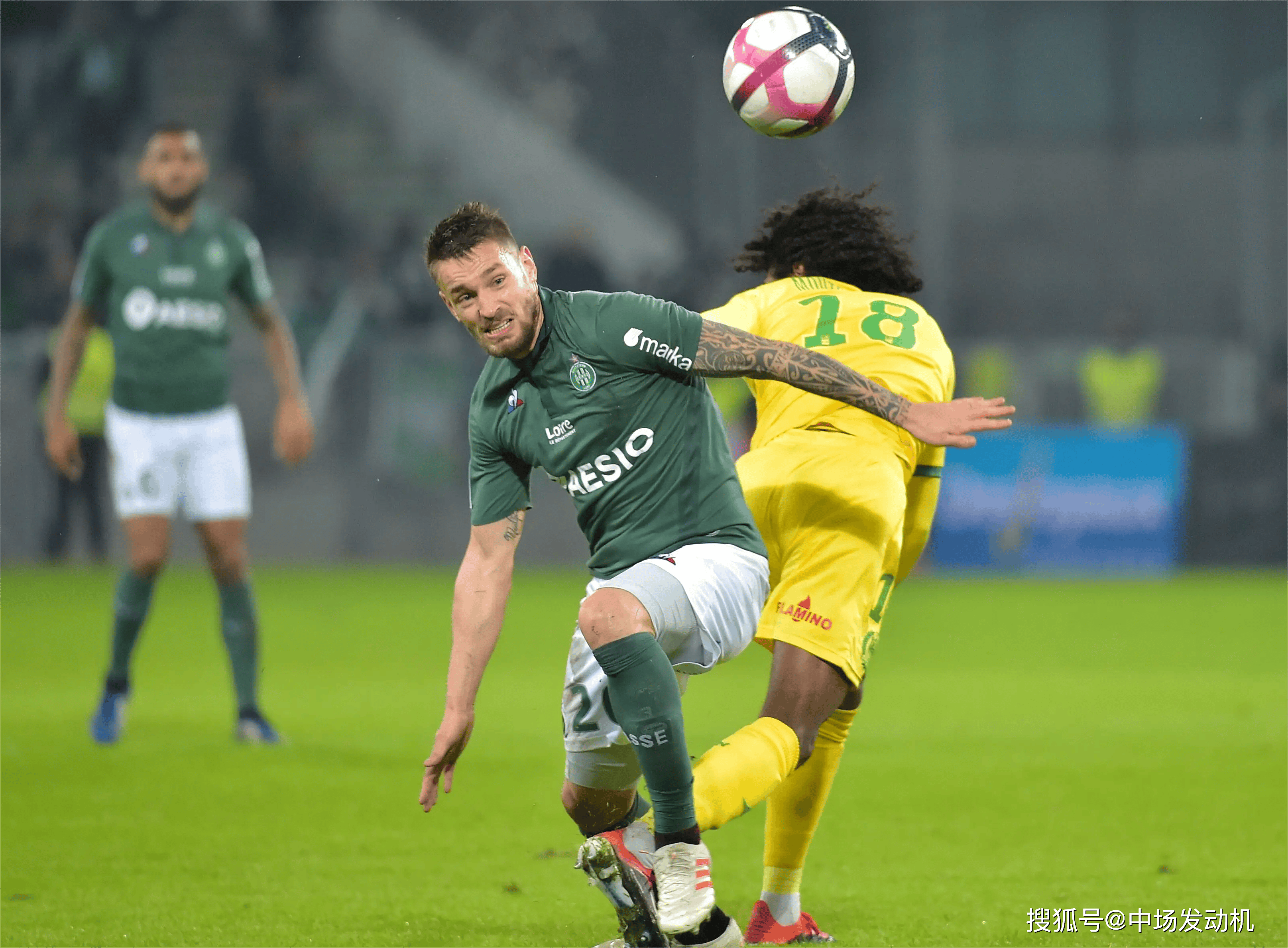 关于圣埃蒂安客场浴血奋战，最终握手言和的信息