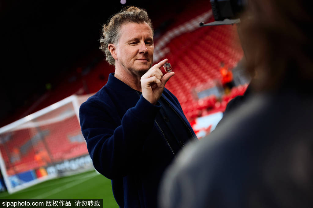 利物浦憾失欧冠资格令球迷失望 利物浦憾失欧冠资格令球迷失望