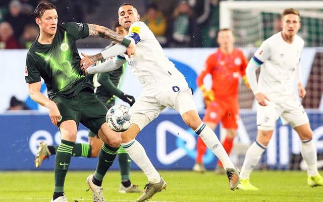 沙尔克遭遇失利,战绩仍堪忧 沙尔克遭遇失利,战绩仍堪忧