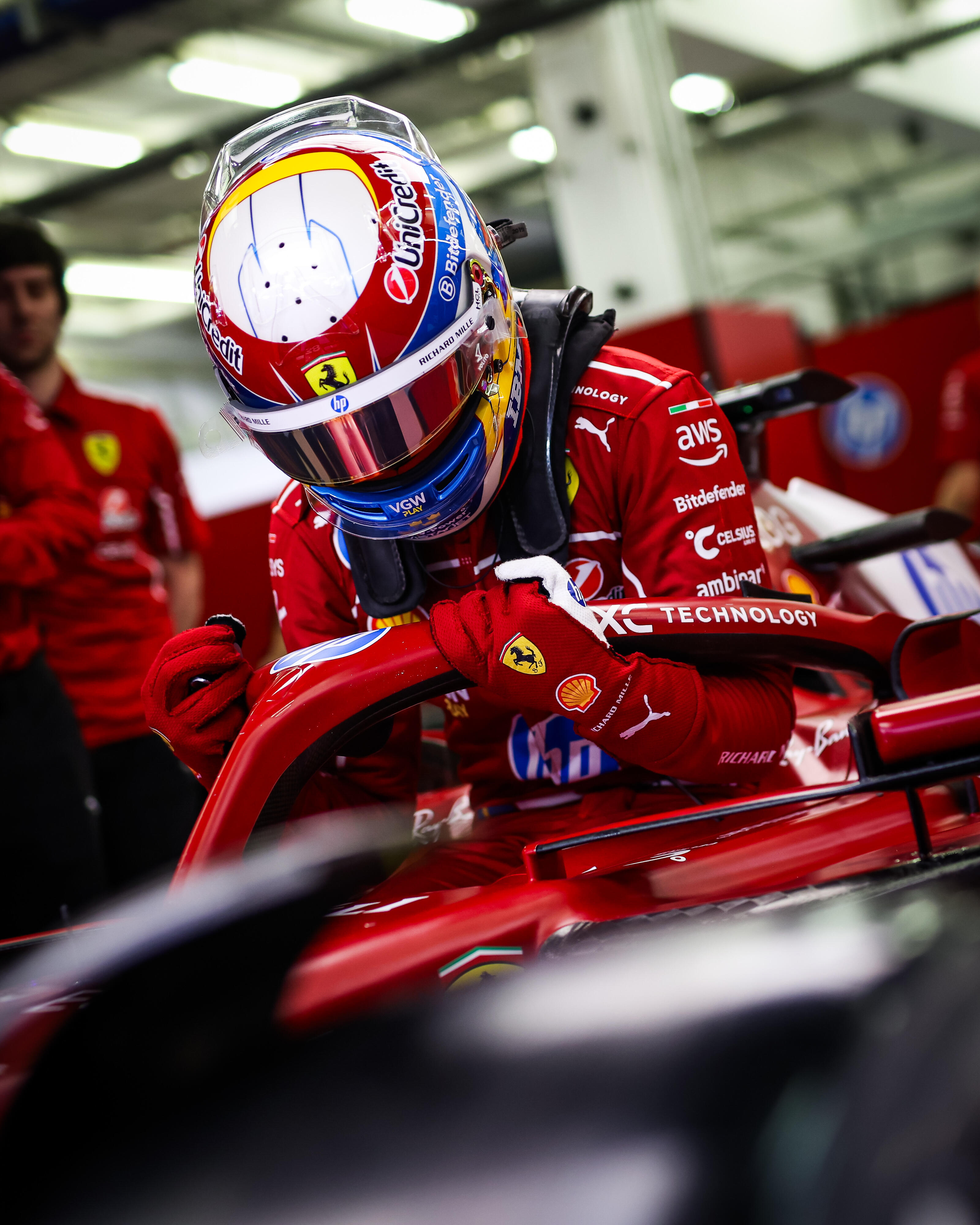 红牛车队翻盘法拉利，诺里斯点燃赛场