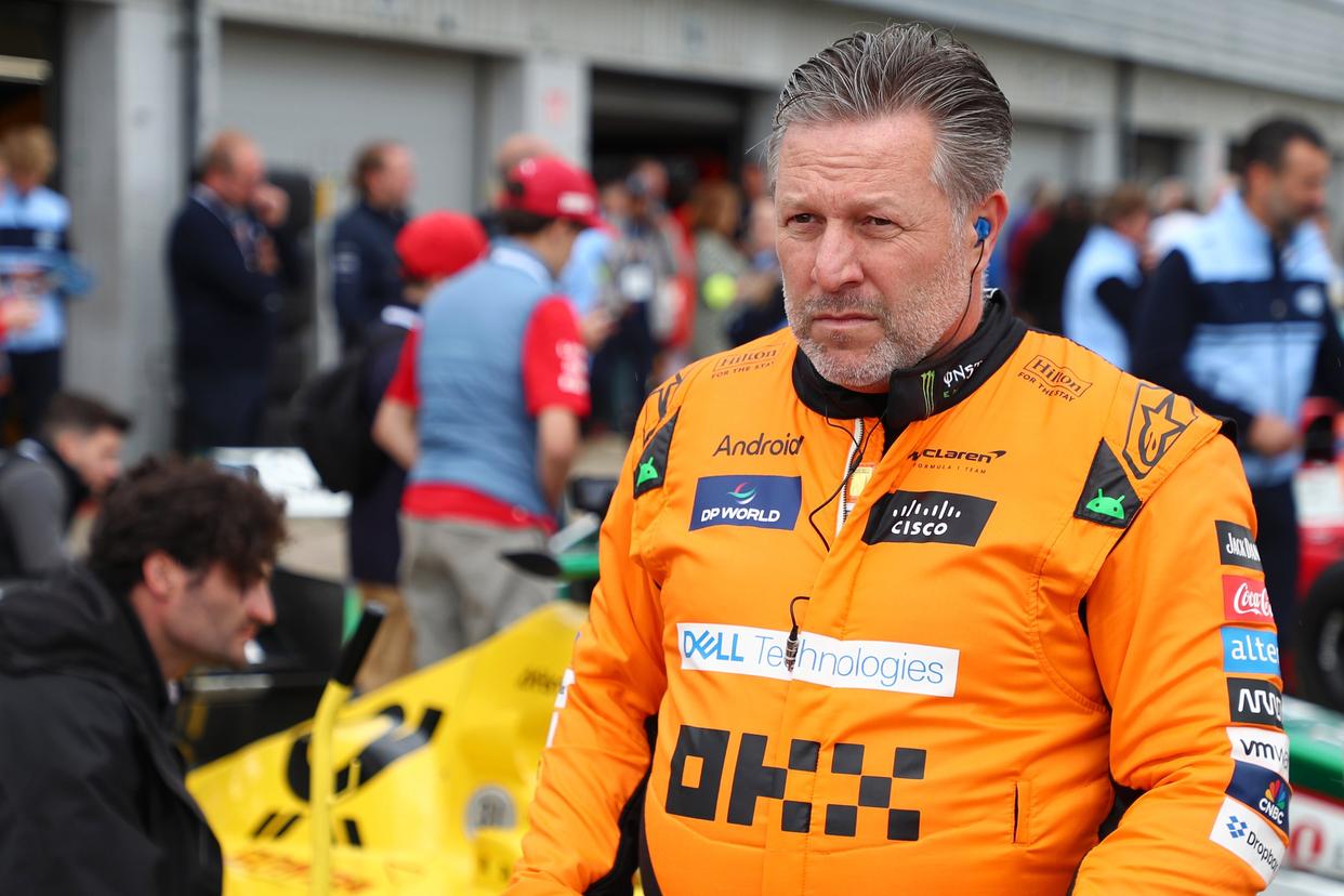 迈凯伦翻盘索伯车队，勒克莱尔带队取胜