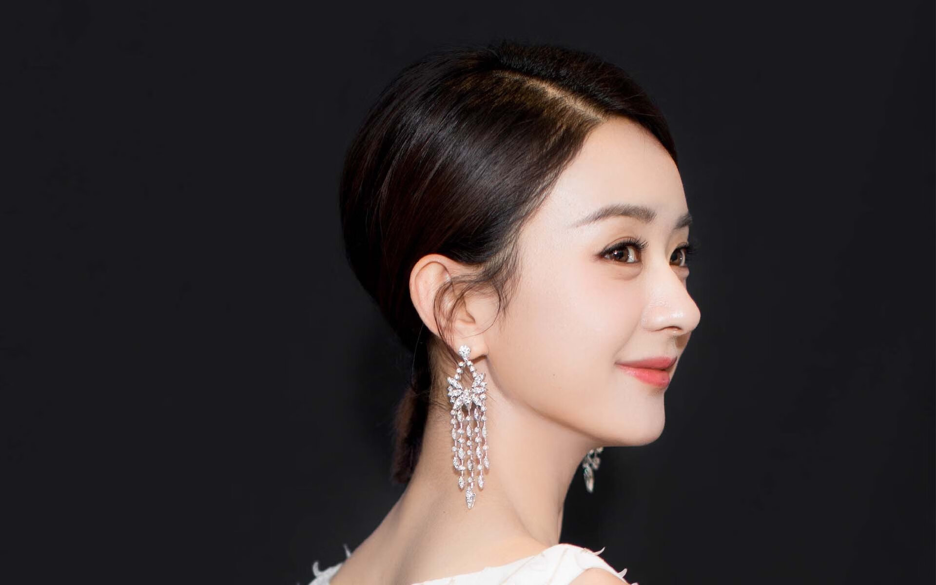 尘埃与极光,拉亚的十二分钟永恒