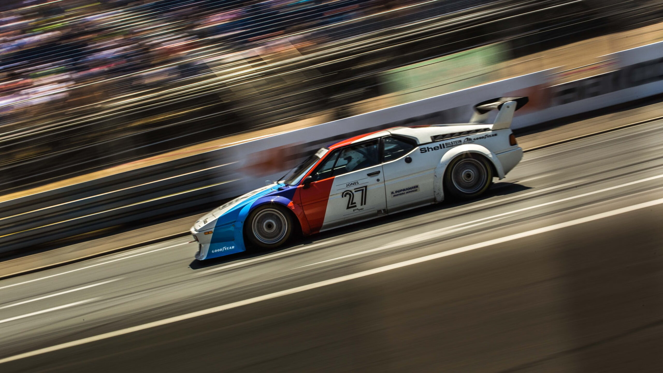 绿茵场的平行宇宙，当英超精密计算遭遇南美原始风暴