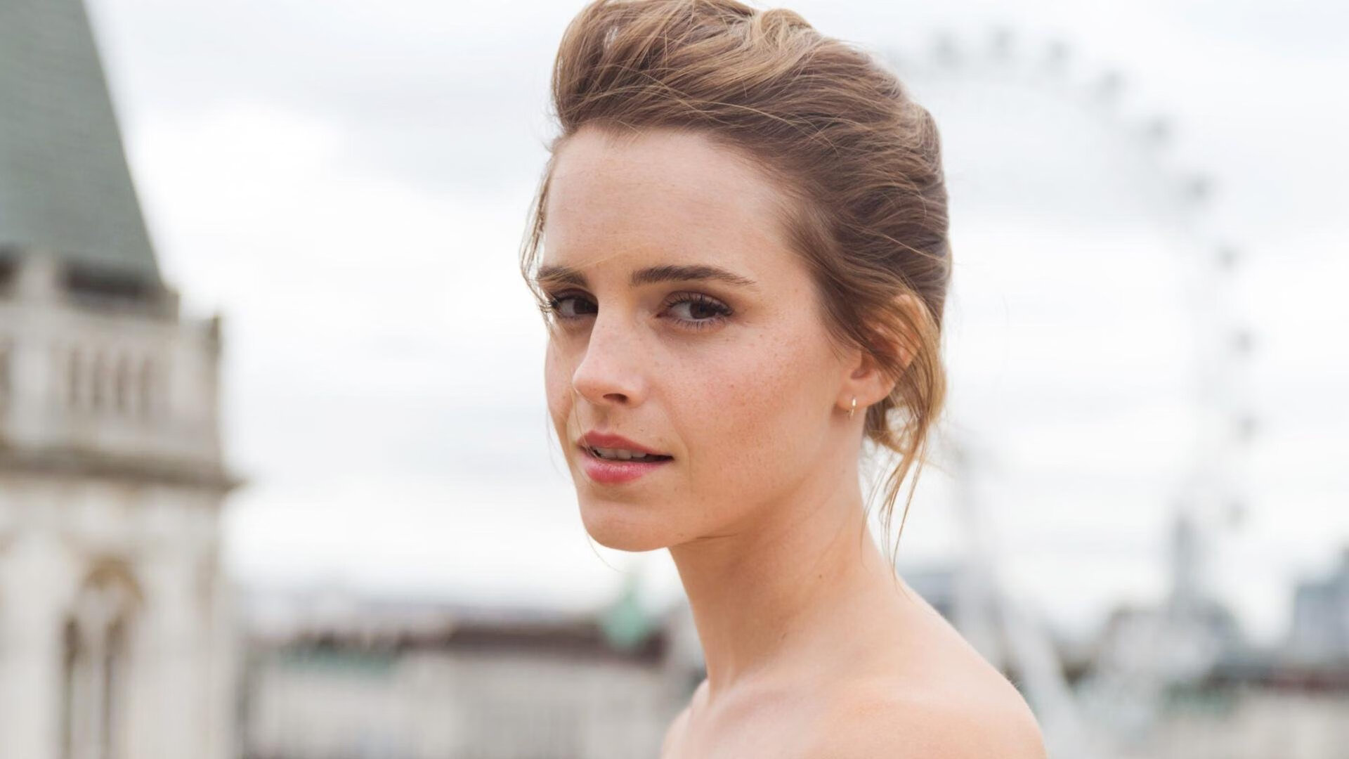 单骑救主,弗拉霍维奇那一脚,如何踢碎威尔士的黄昏